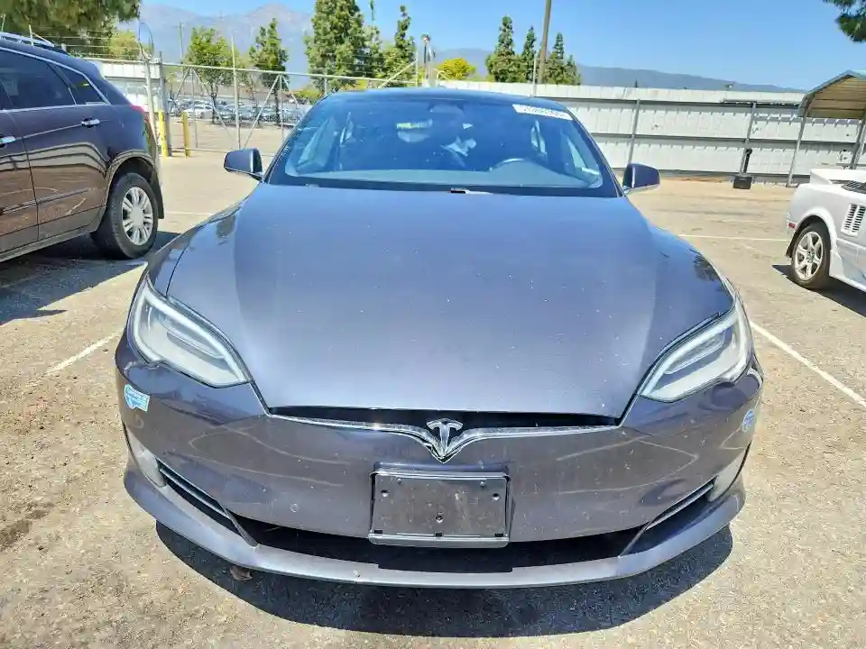5YJSA1E22LF401285 2020 TESLA MODEL S-4