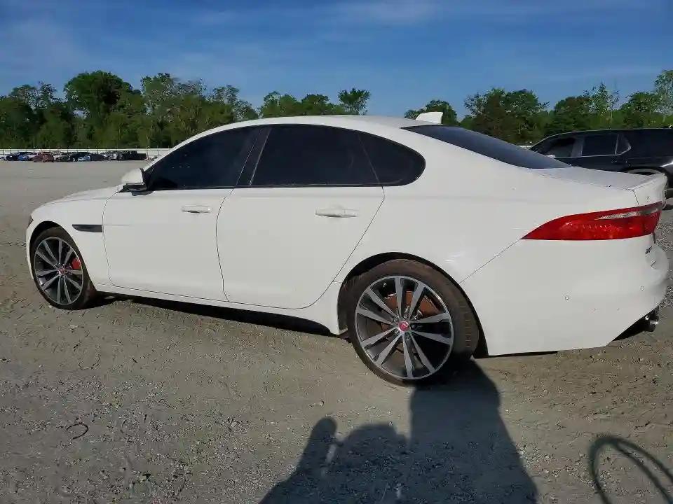 SAJBM4FV8JCY66540 2018 JAGUAR XF-1