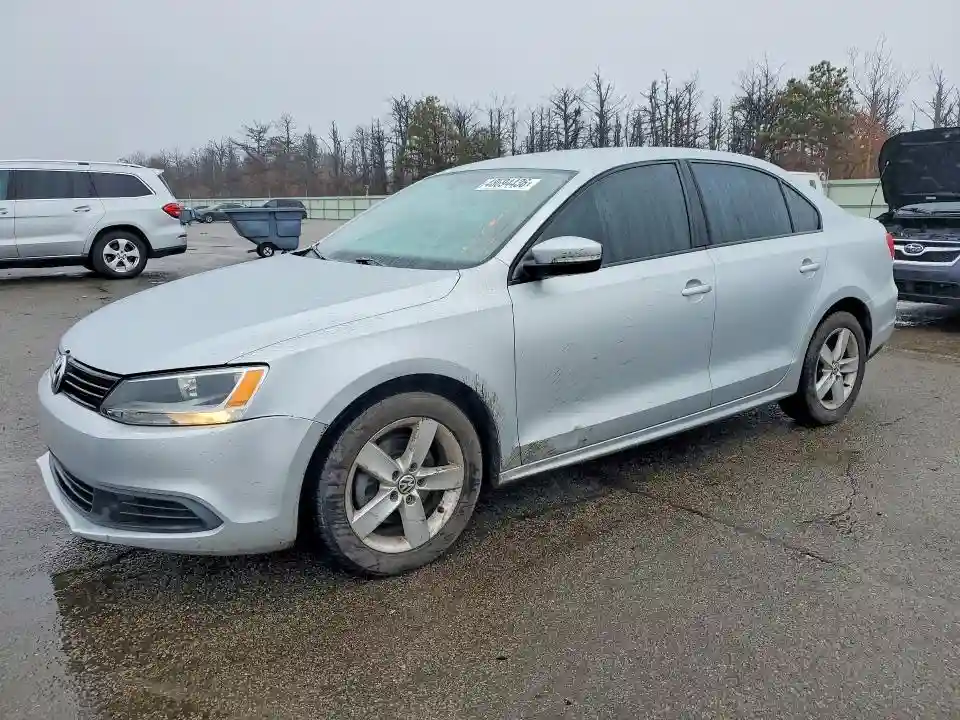 3VWLL7AJ7CM323674 2012 VOLKSWAGEN JETTA-0