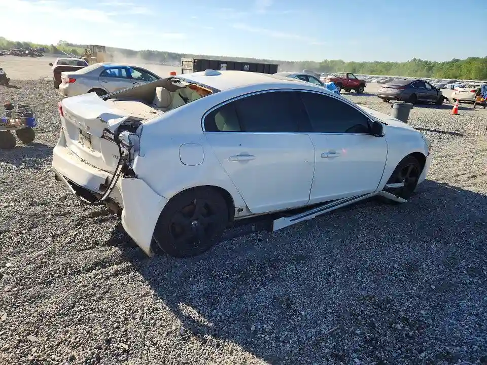 YV1612FS0D2176580 2013 VOLVO S60-2