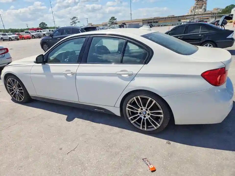 WBA3A9C51FF686624 2015 BMW 3 SERIES-1
