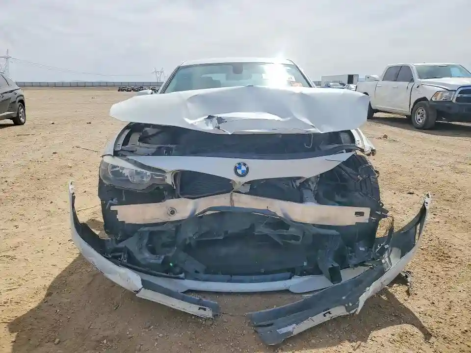 WBA3C1C59EK106943 2014 BMW 3 SERIES-4