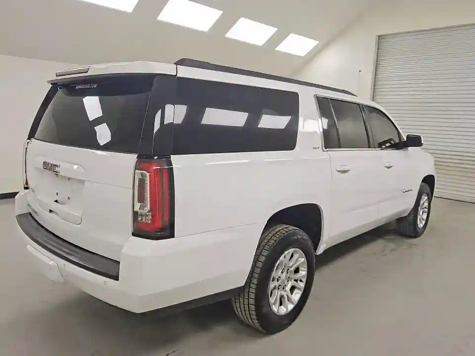 1GKS1GKC6JR374667 2018 GMC YUKON-2