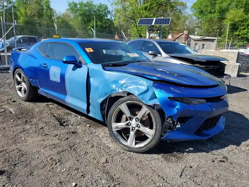 1G1FE1R7XJ0175576 2018 CHEVROLET CAMARO-3