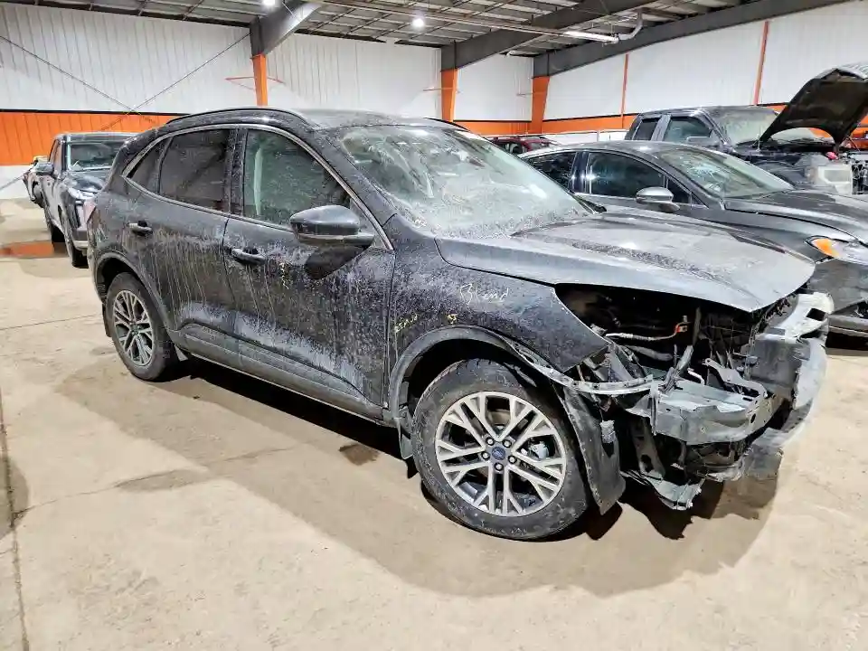 1FMCU9H69NUB02374 2022 FORD ESCAPE-3