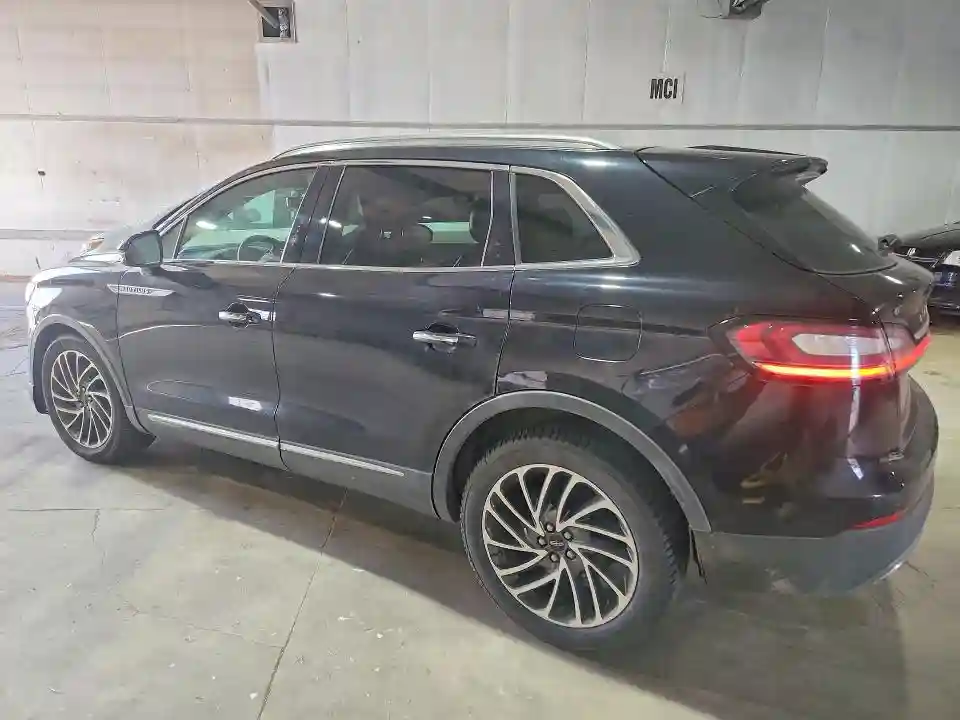 2LMPJ8K95LBL00139 2020 LINCOLN NAUTILUS-1
