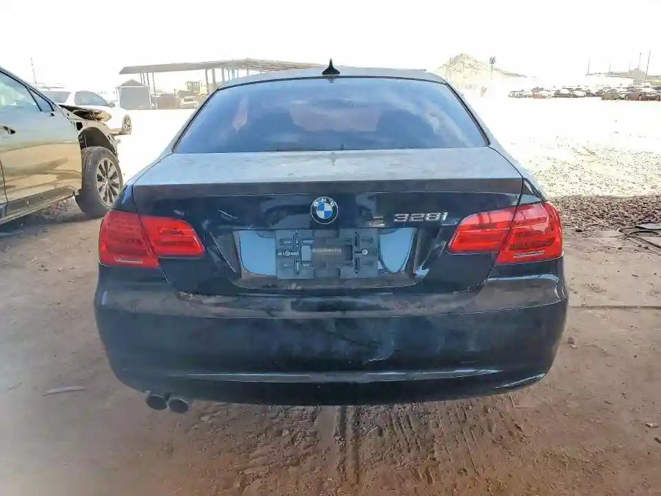 WBAKE3C57BE441470 2011 BMW 3 SERIES-5