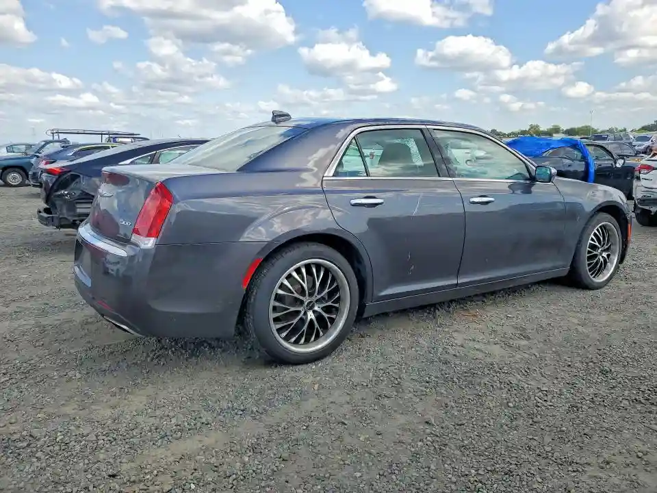 2C3CCAEG3KH693522 2019 CHRYSLER 300-2