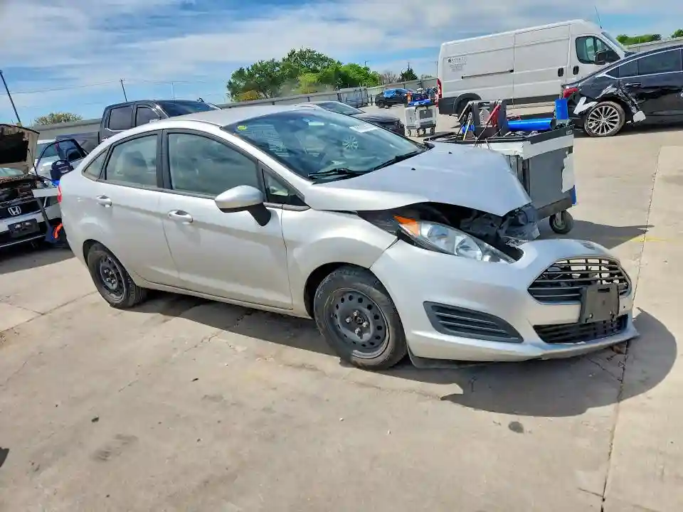 3FADP4AJ6FM123339 2015 FORD FIESTA-3