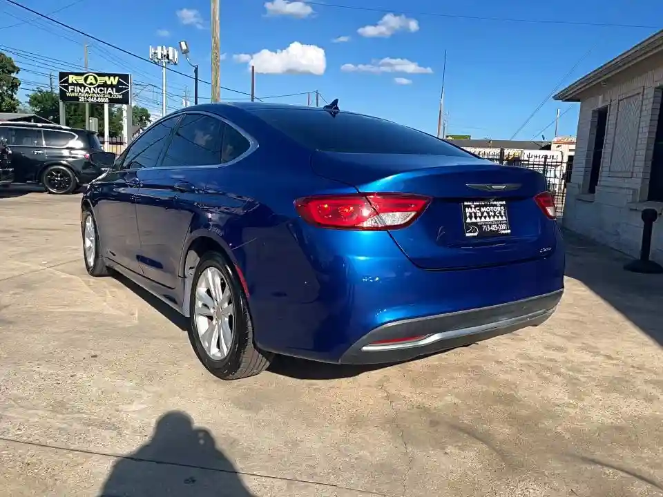 1C3CCCABXGN172625 2016 CHRYSLER 200-2