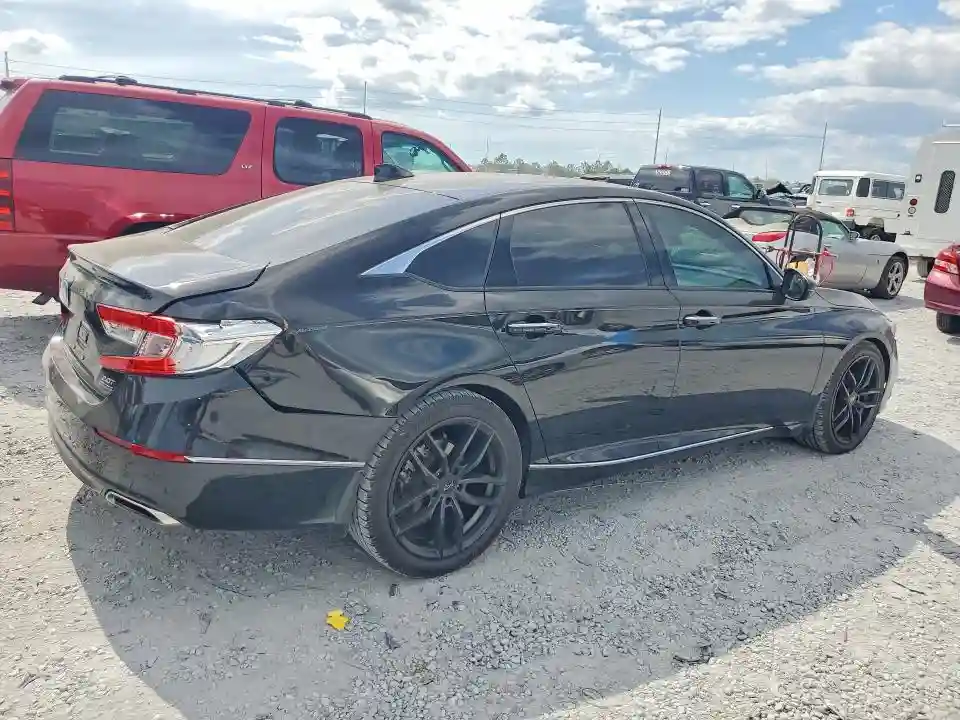 1HGCV2F93JA037184 2018 HONDA ACCORD-2