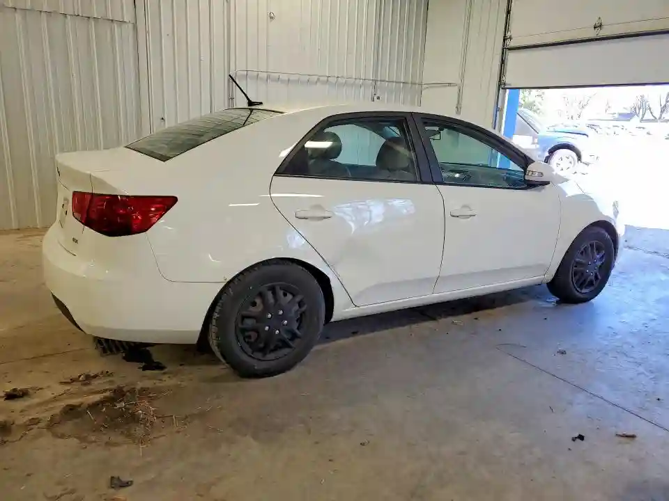 KNAFU4A22A5874924 2010 KIA FORTE EX-2