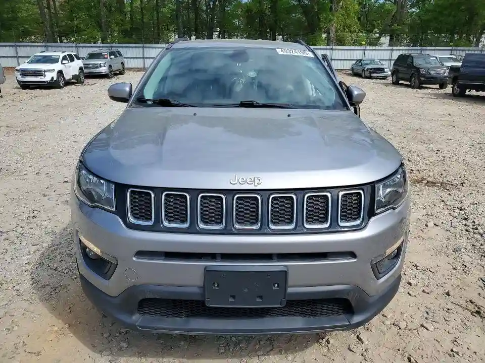 3C4NJCBB2HT658758 2017 JEEP COMPASS-4