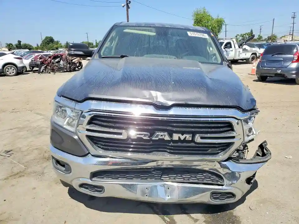 1C6RREFG4KN813546 2019 RAM 1500-4
