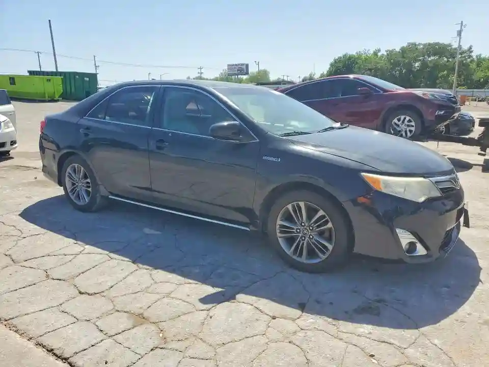 4T1BD1FK7EU121454 2014 TOYOTA CAMRY SOLA-3