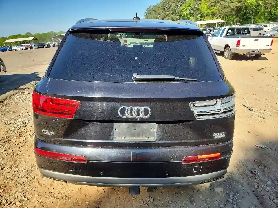 WA1LAAF78HD014117 2017 AUDI Q7-5