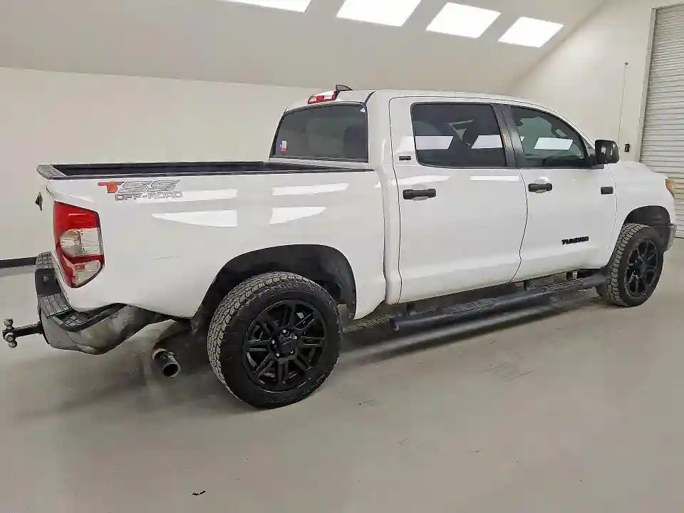 5TFEY5F11LX261435 2020 TOYOTA TUNDRA-2