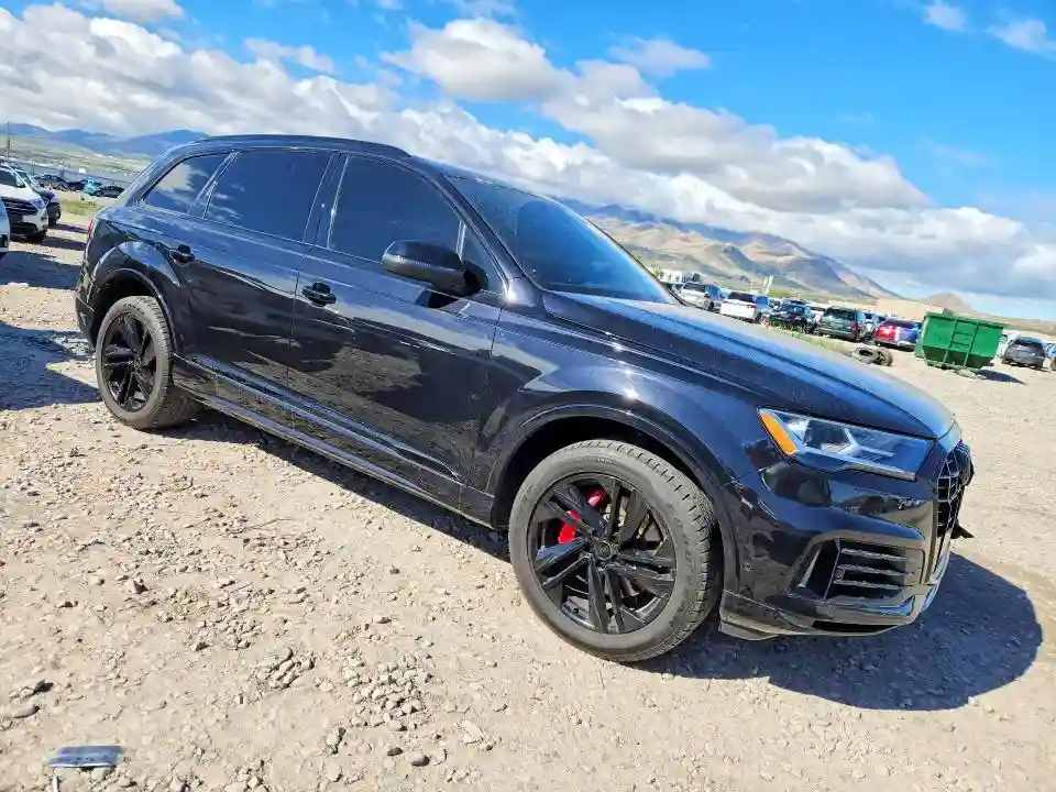 WA1AXAF7XMD023076 2021 AUDI Q7-3