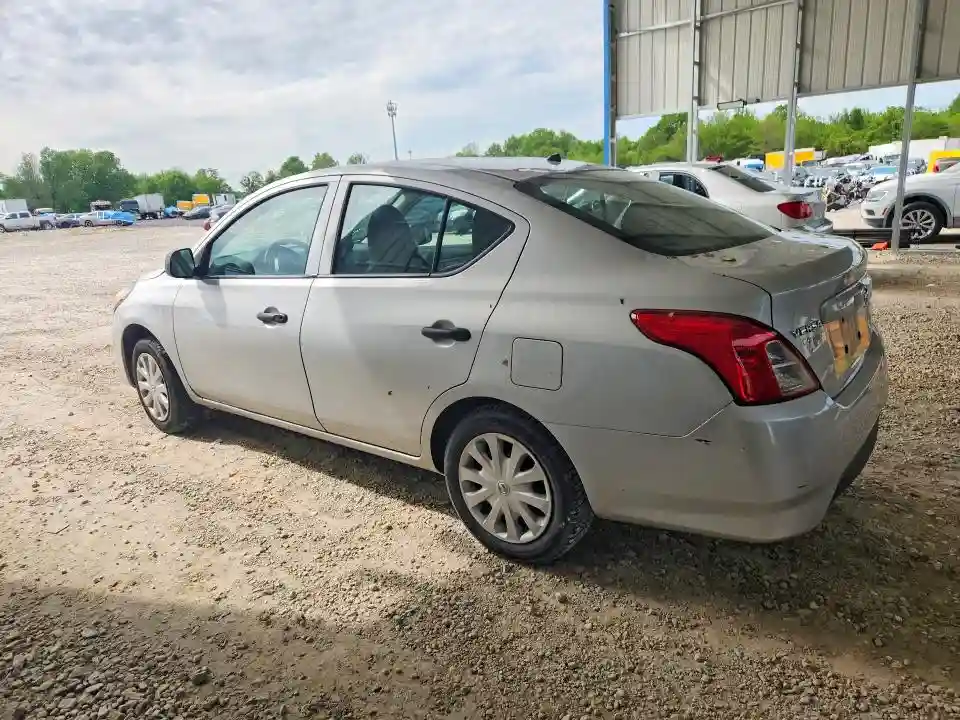 3N1CN7APXFL835606 2015 NISSAN VERSA-1