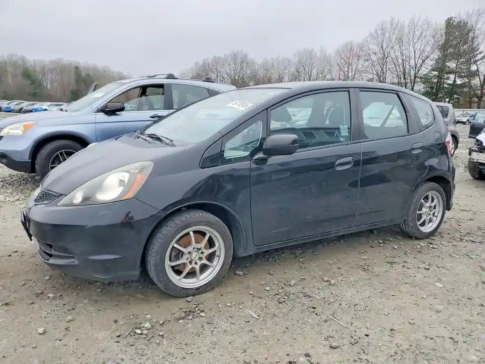 JHMGE8H21AS001621 2010 HONDA FIT-0