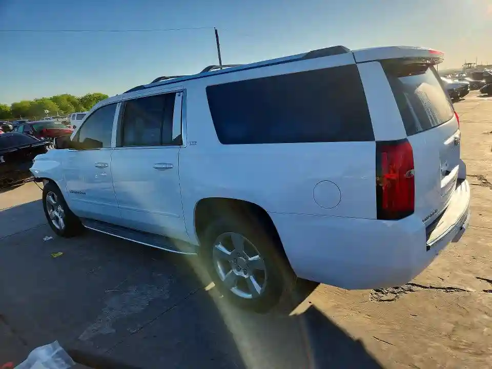 1GNSKKKC8FR147622 2015 CHEVROLET SUBURBAN-1