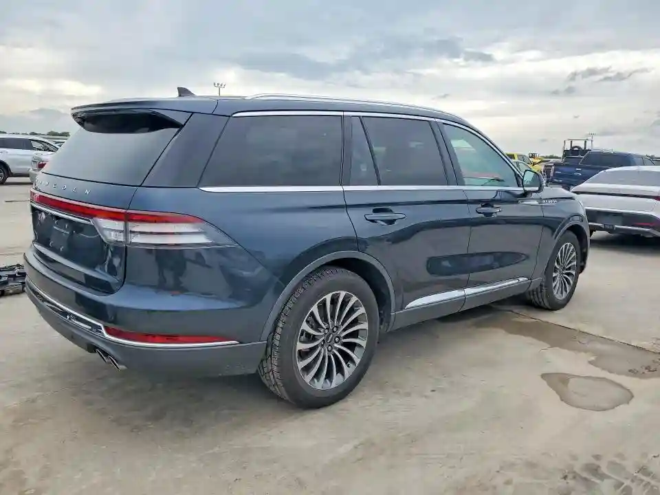 5LM5J7WC0NGL12128 2022 LINCOLN AVIATOR-2
