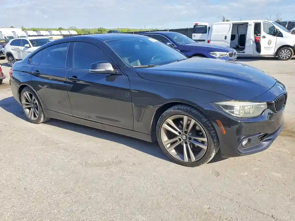 WBA4J1C56JBG80214 2018 BMW 4 SERIES-3