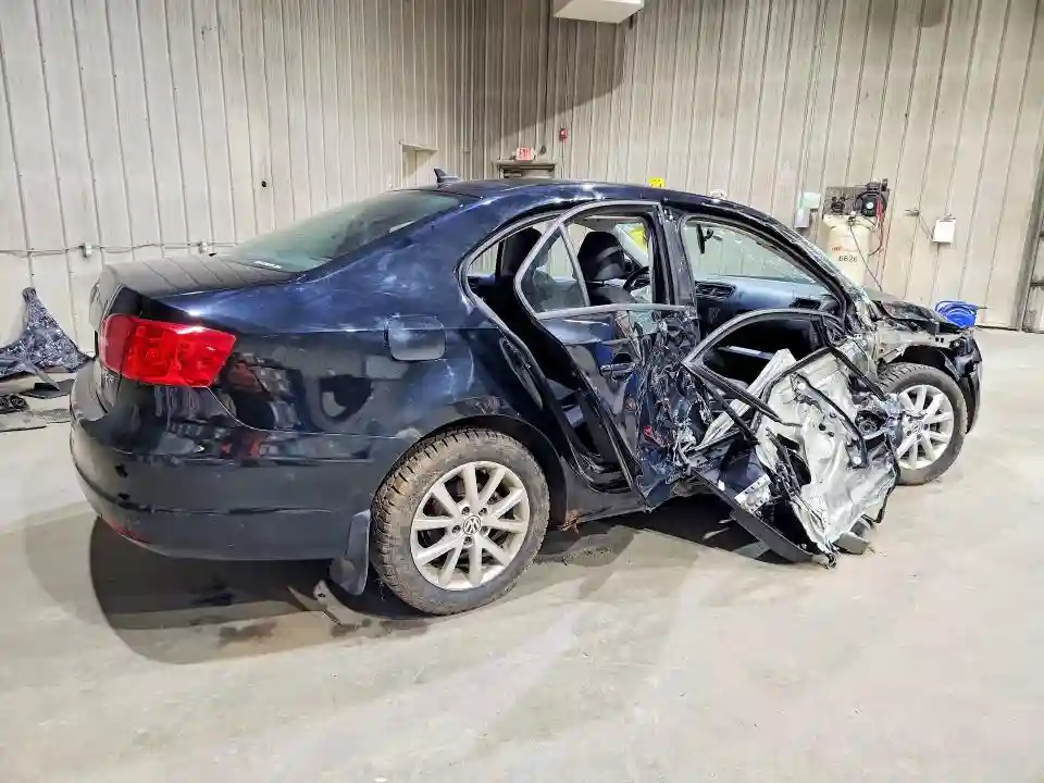 3VWDP7AJ3CM357975 2012 VOLKSWAGEN JETTA-2