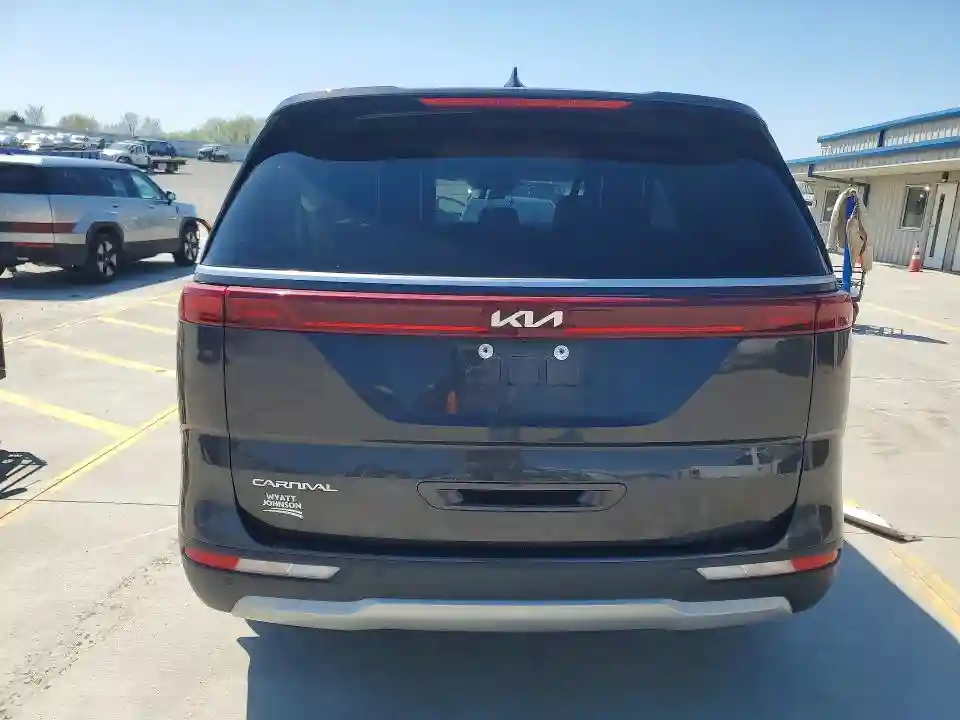 KNDNB4H30P6253820 2023 KIA CARNIVAL L-5