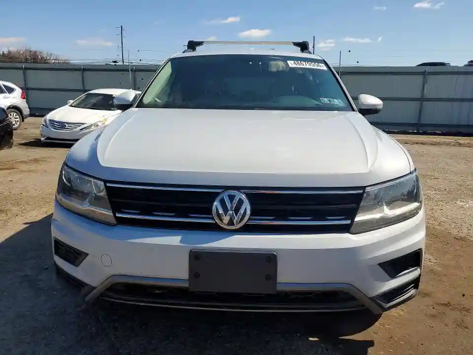3VV2B7AX4JM153424 2018 VOLKSWAGEN TIGUAN-4
