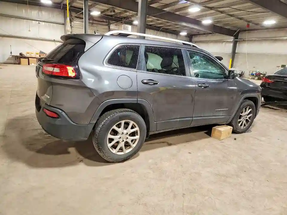 1C4PJMCB3HW570180 2017 JEEP CHEROKEE-2
