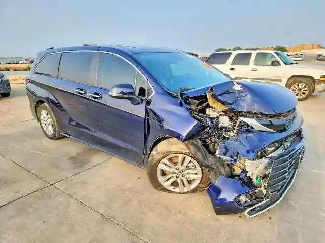 5TDZRKEC7PS178913 2023 TOYOTA SIENNA-3