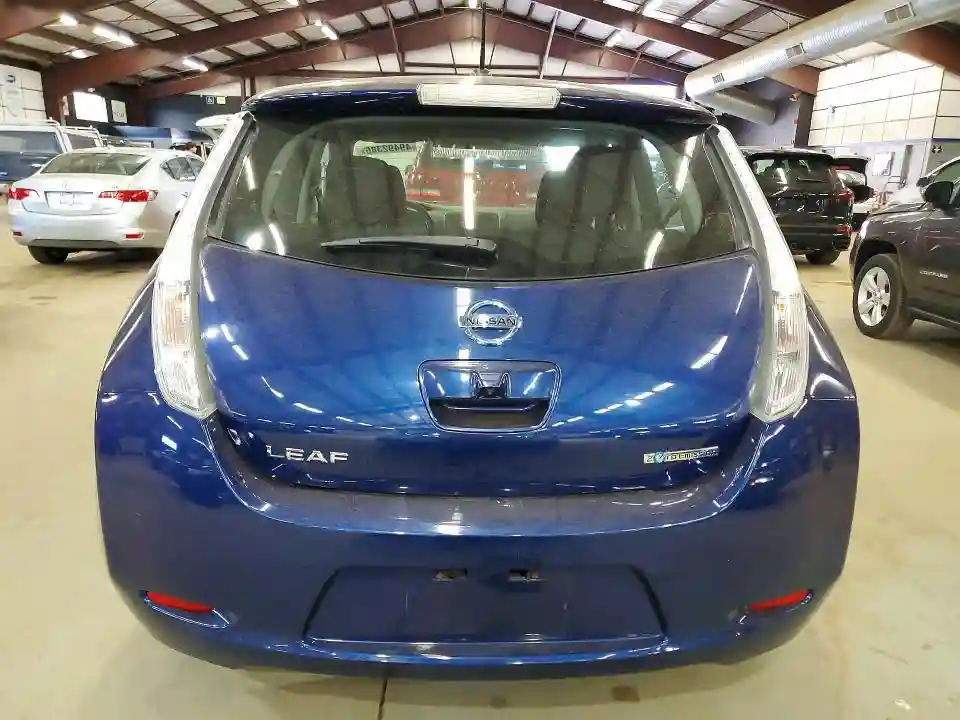 1N4BZ0CP9HC307318 2017 NISSAN LEAF-5