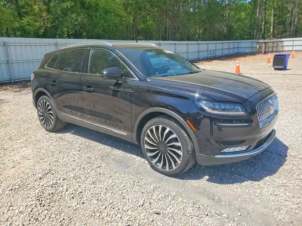 2LMPJ9JP6PBL24364 2023 LINCOLN NAUTILUS-3