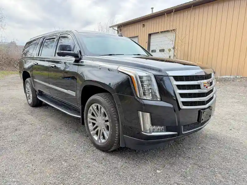 1GYS4GKJ3KR281635 2019 CADILLAC ESCALADE-0