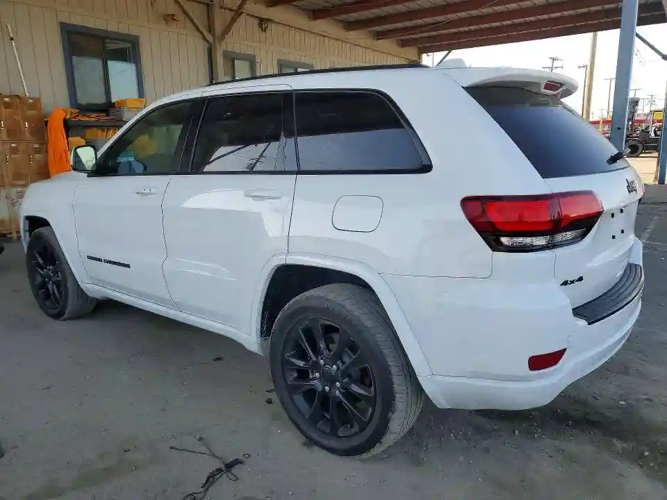 1C4RJFAG4JC211933 2018 JEEP GRAND CHEROKEE-1