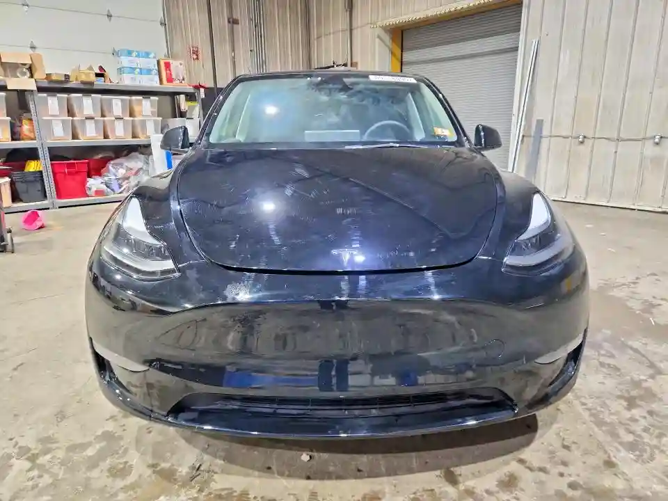 7SAYGDEE9PA187003 2023 TESLA MODEL Y-4