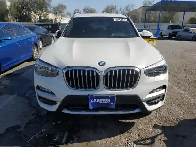 5UXTR7C50KLF23461 2019 BMW X3-4