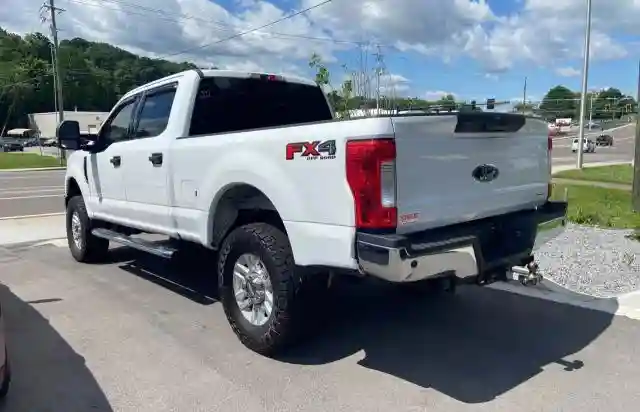 1FT7W2B62HEC89343 2017 FORD F250-2
