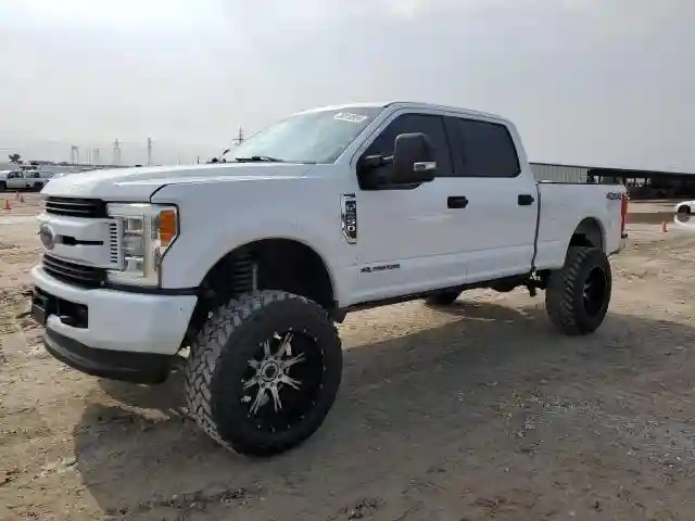 1FT7W2BT4HEB53821 2017 FORD F250-0