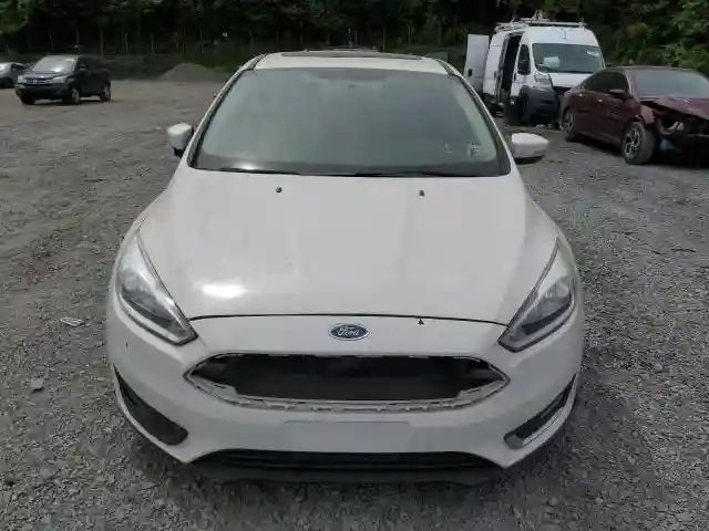 1FADP3N23JL288255 2018 FORD FOCUS-4