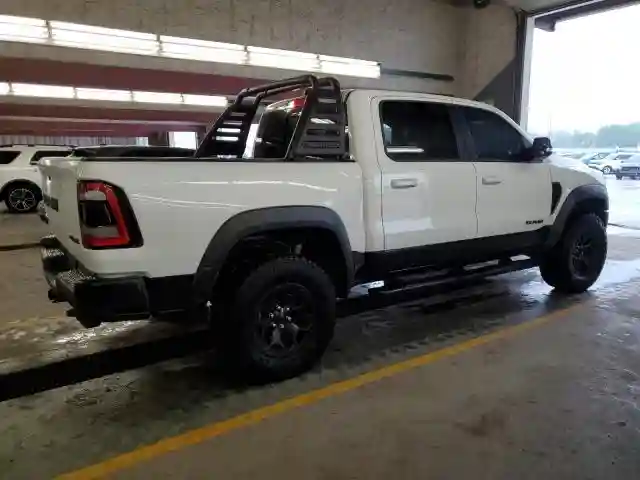 MVIN390463IND 2022 RAM 1500-2