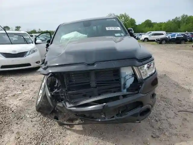 1C6RRFFG2KN889529 2019 RAM 1500-4