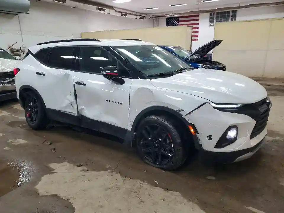 3GNKBCR40NS122570 2022 CHEVROLET BLAZER-3