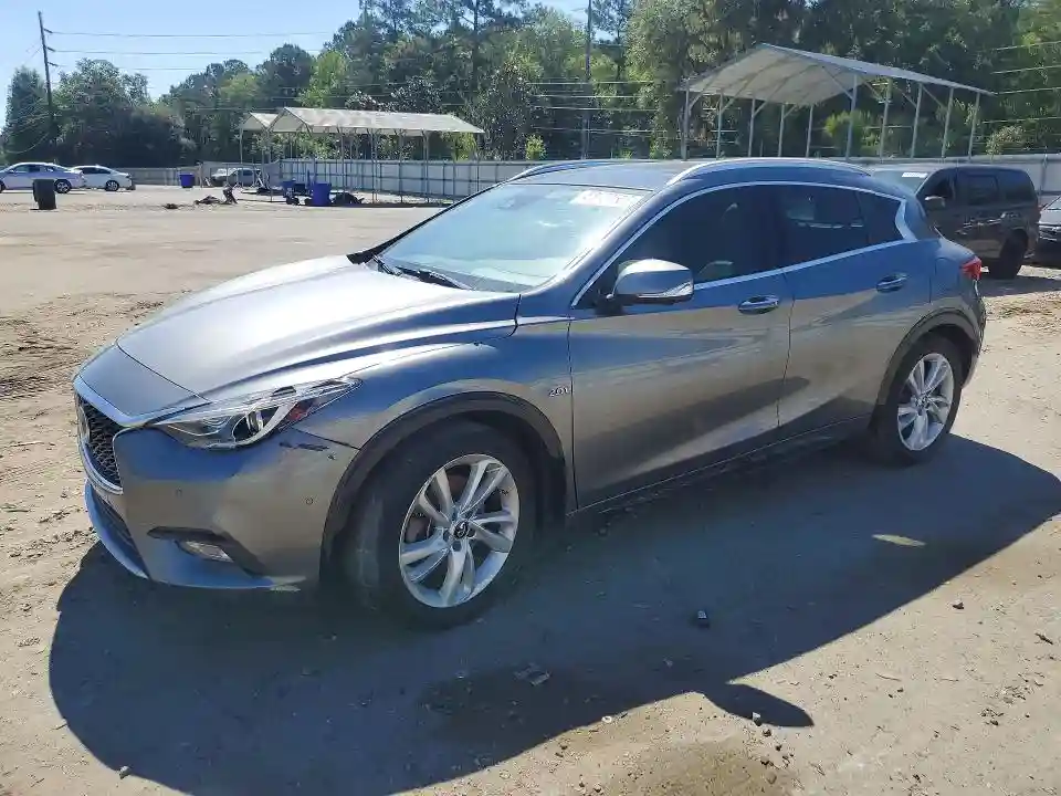 SJKCH5CP7JA042007 2018 INFINITI QX30-0