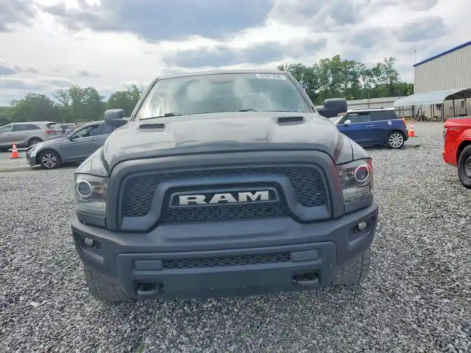 1C6RR7YT5JS232630 2018 RAM 1500-4