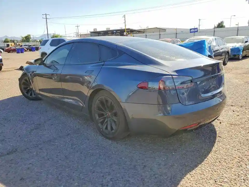 5YJSA1E26JF247483 2018 TESLA MODEL S-1