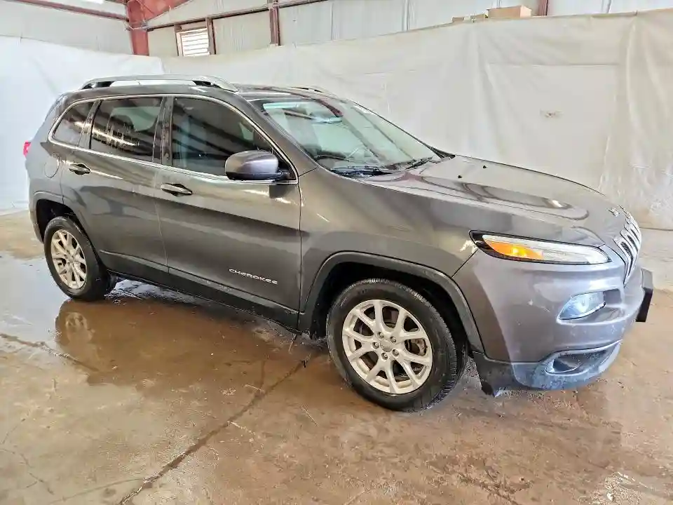1C4PJLCB8HW592038 2017 JEEP GRAND CHEROKEE-3