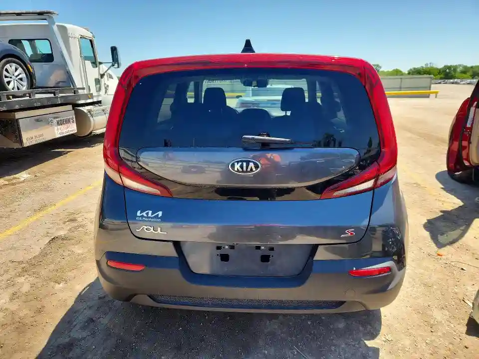 KNDJ23AU3M7748174 2021 KIA SOUL S-5