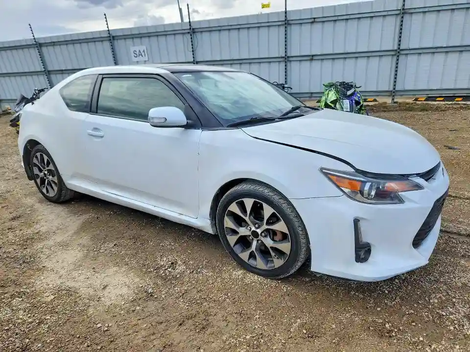 JTKJF5C7XE3088109 2014 TOYOTA SCION-3